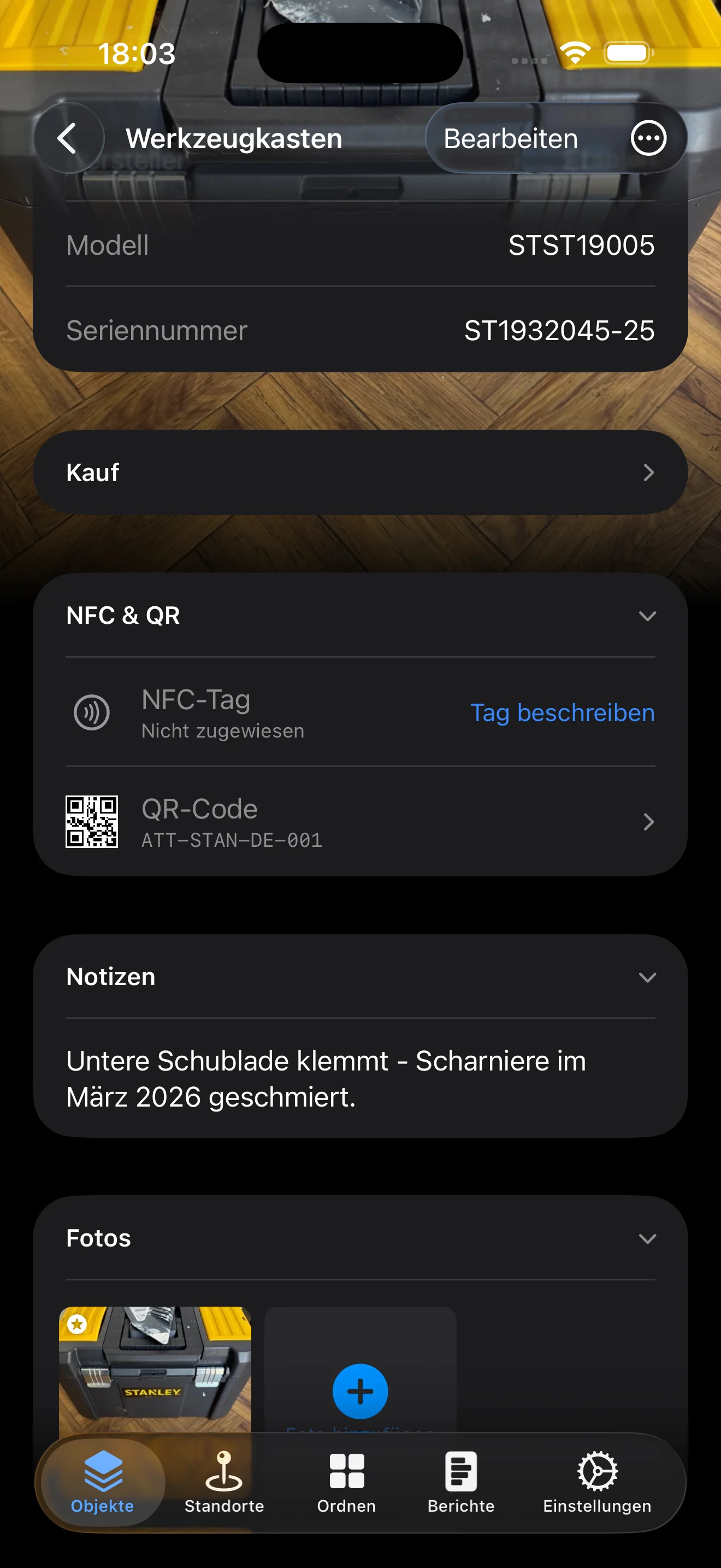 Artikel mit verkn&uuml;pftem NFC-Tag, QR-Code und Barcode