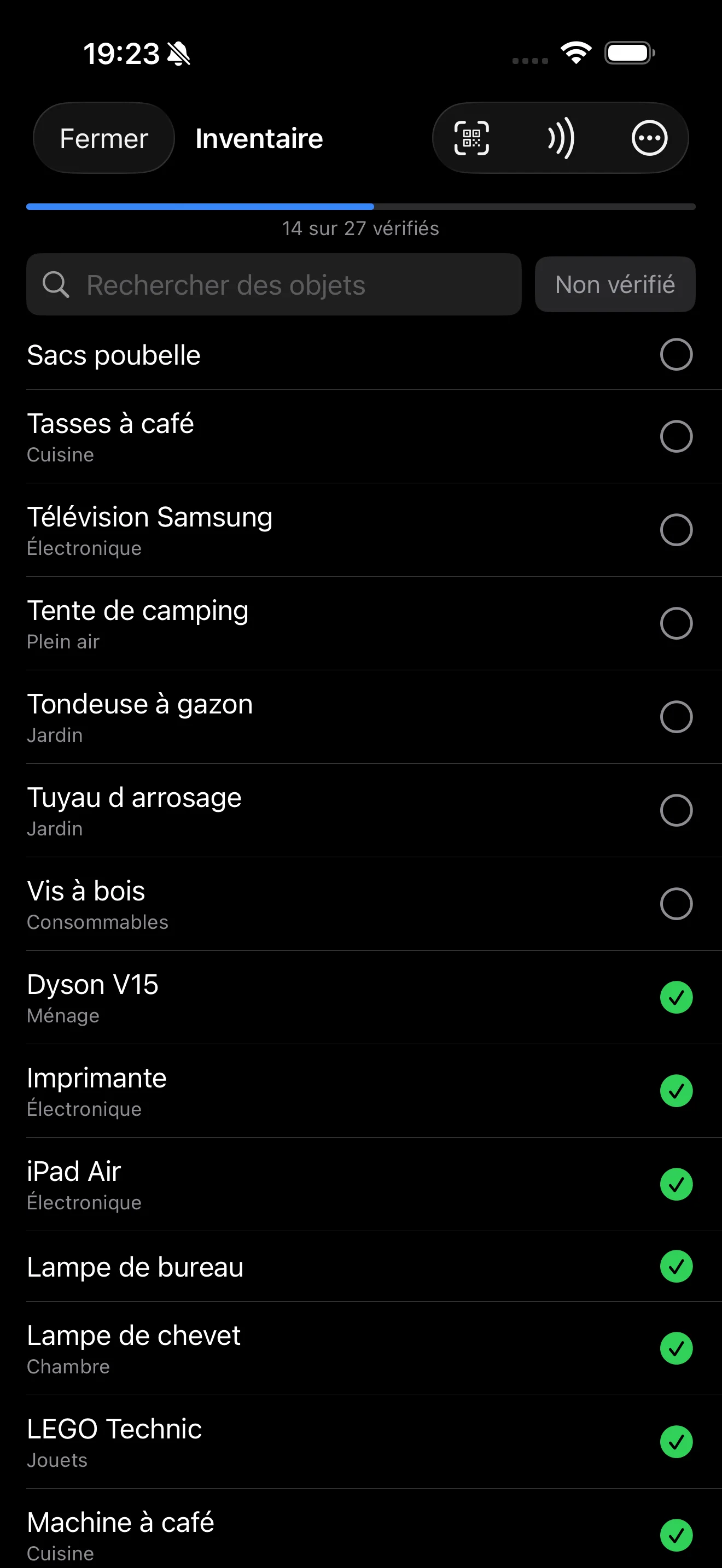 Liste d'inventaire montrant les articles trouv&eacute;s et manquants